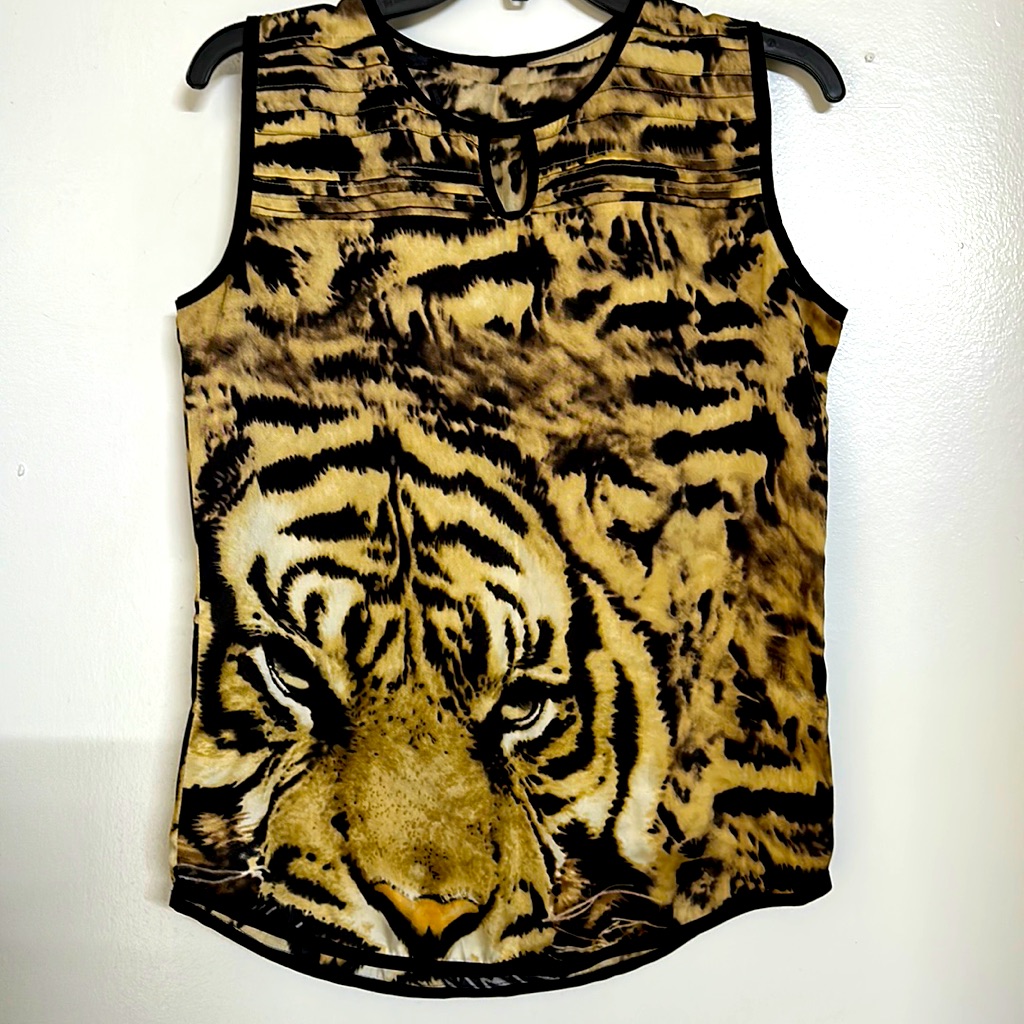 Tiger Face Print Satin Blouse Tiger Face Print Satin Blouse